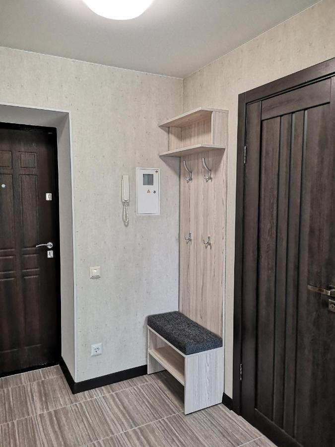 Новая Квартира На Пр. Соборном Возле Зну Zaporizhia Bagian luar foto
